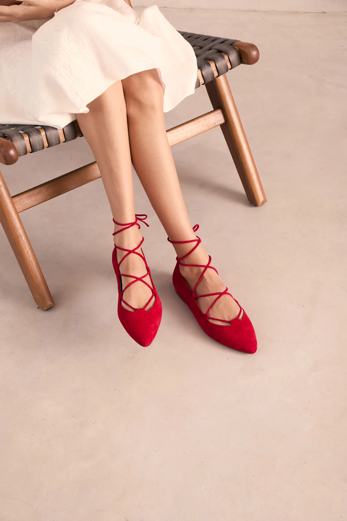 Penelope Ante Rojo - Image 6
