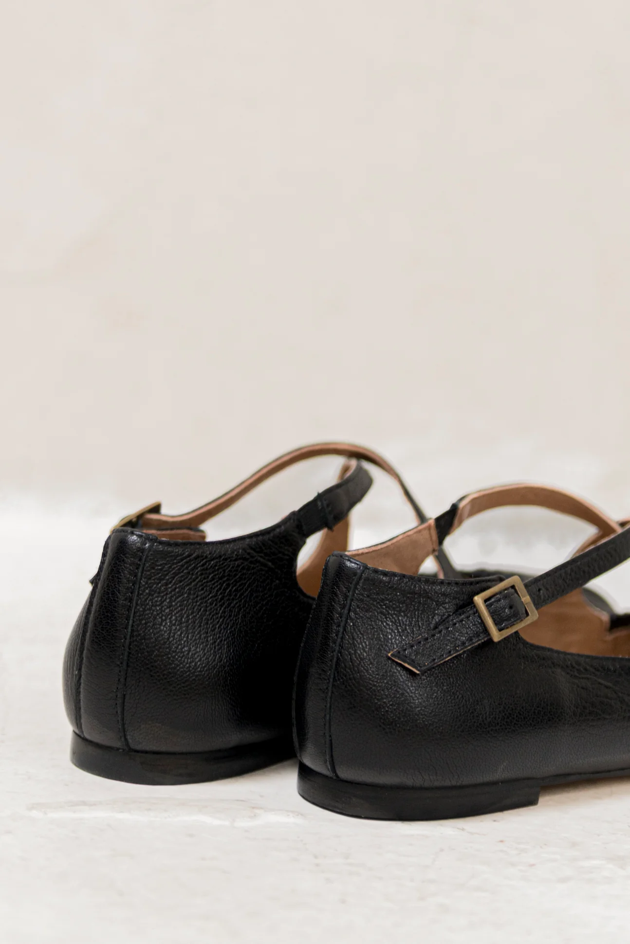Tomasa Piel Negro - Image 6