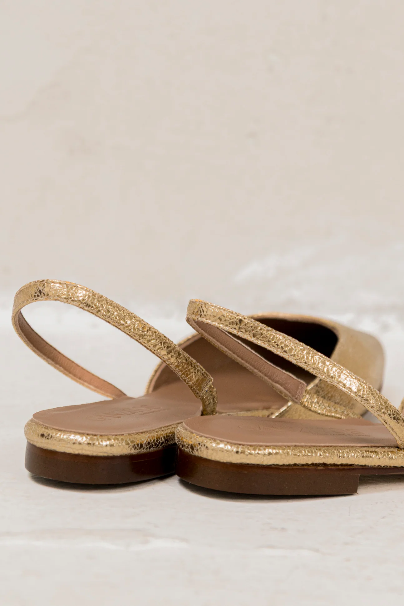 Salome Craquelado Dorado - Image 6