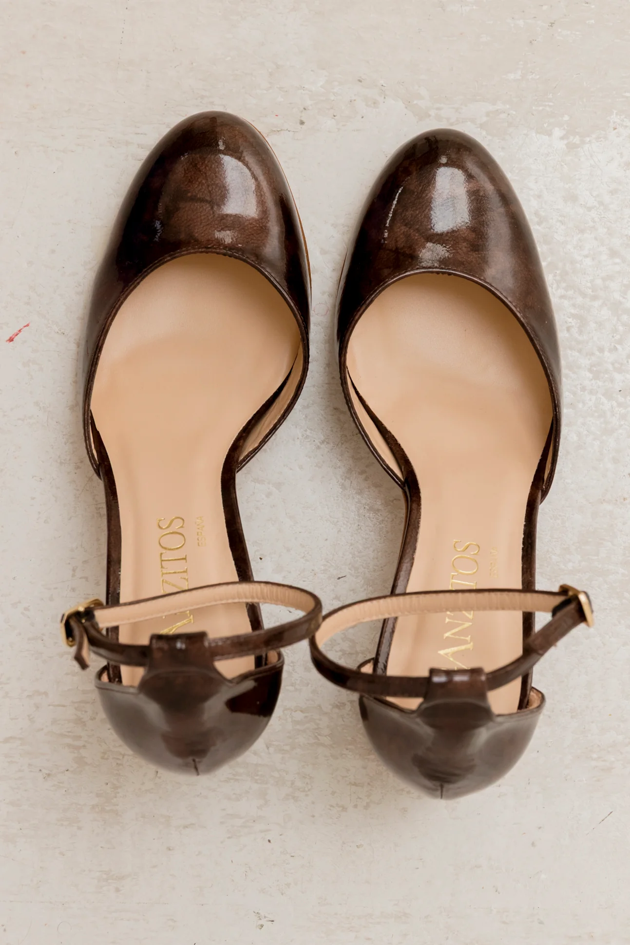 Alexia Charol Marrón 72212 (OUTLET) - Image 3