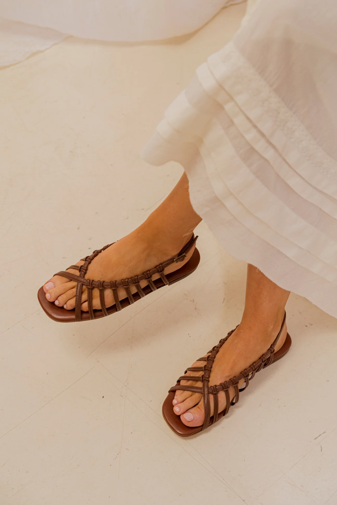 Renata Piel Brandy - Image 4
