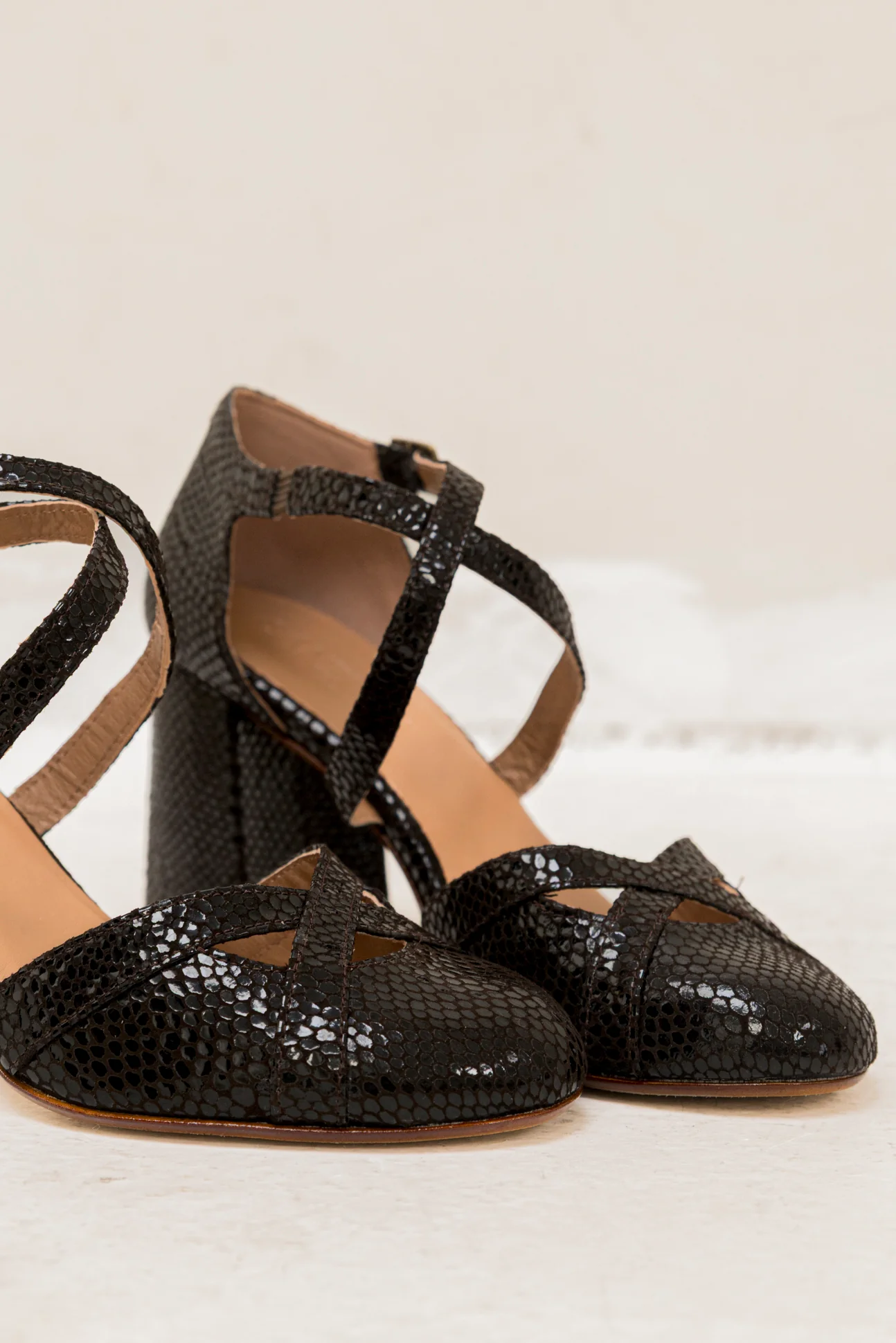 Noa Dark Brown Royal - Image 3